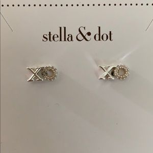 XO silver studs. **NEW**